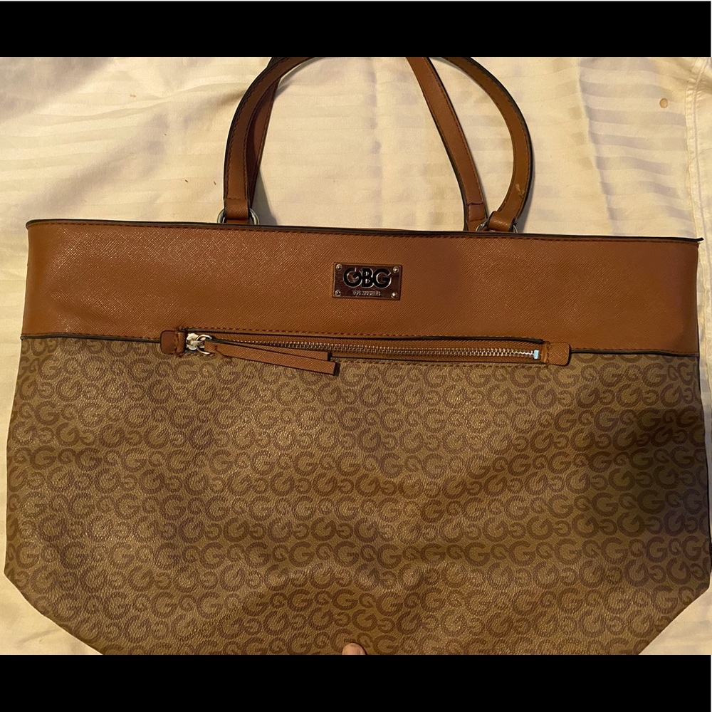 Guess purse